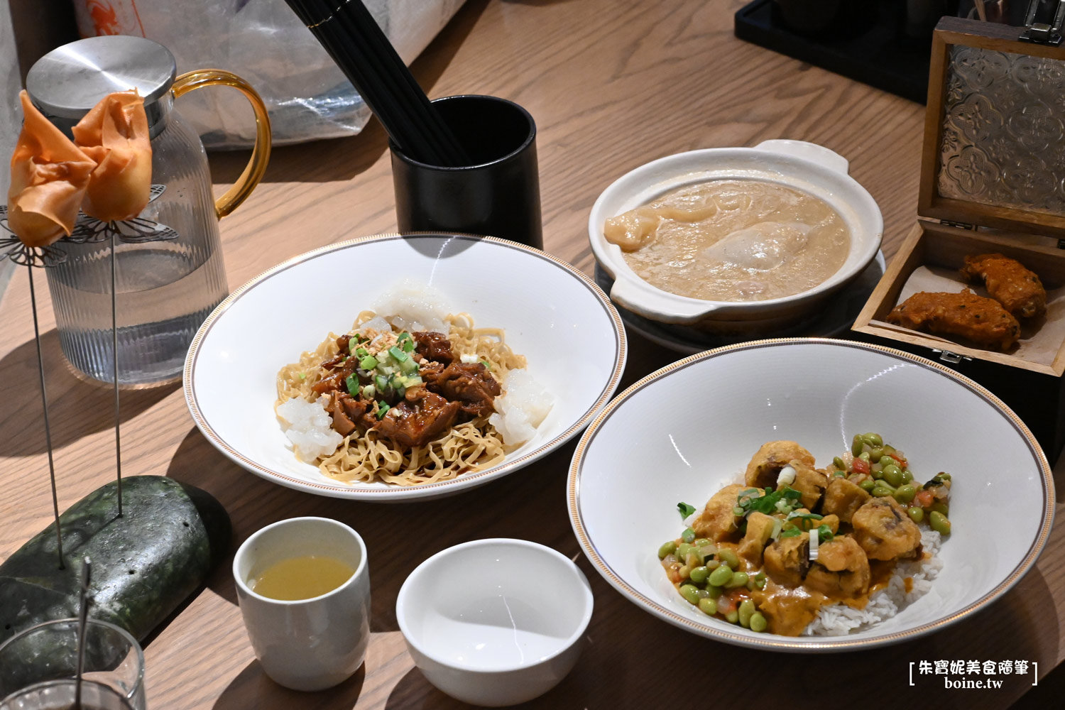 小杜麵館｜港星杜汶澤插旗東區．呈現道地港式風味．忠孝復興美食推薦 @朱寶妮美食隨筆