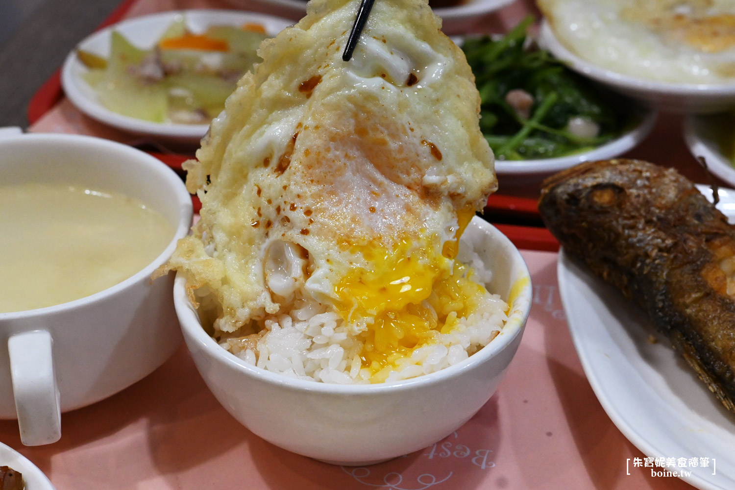 中山美食｜河田咖啡食堂．獨享煎魚台式家常菜．台北簡餐推薦 @朱寶妮美食隨筆
