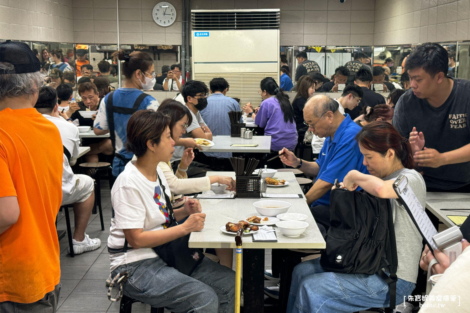 西門町美食｜金園排骨本店：傳承60年的厚實排骨，台北必吃推薦 @朱寶妮美食隨筆