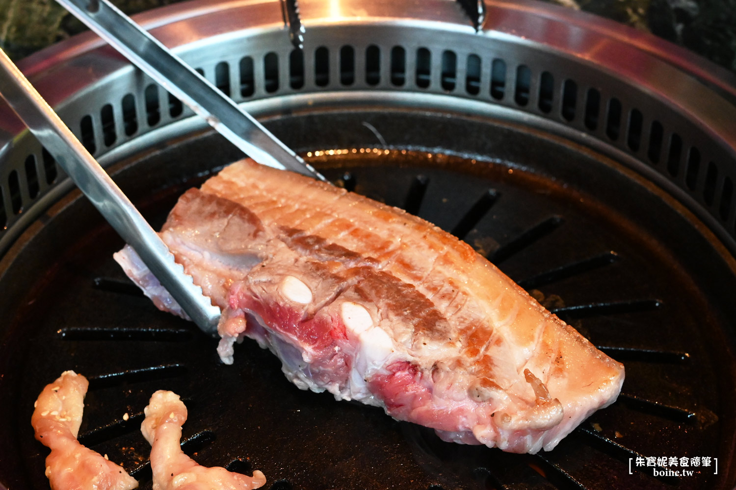 高雄燒肉｜高流Meat Cute新開幕！國秀小料理這裡有，獨享港灣美景第一排 @朱寶妮美食隨筆