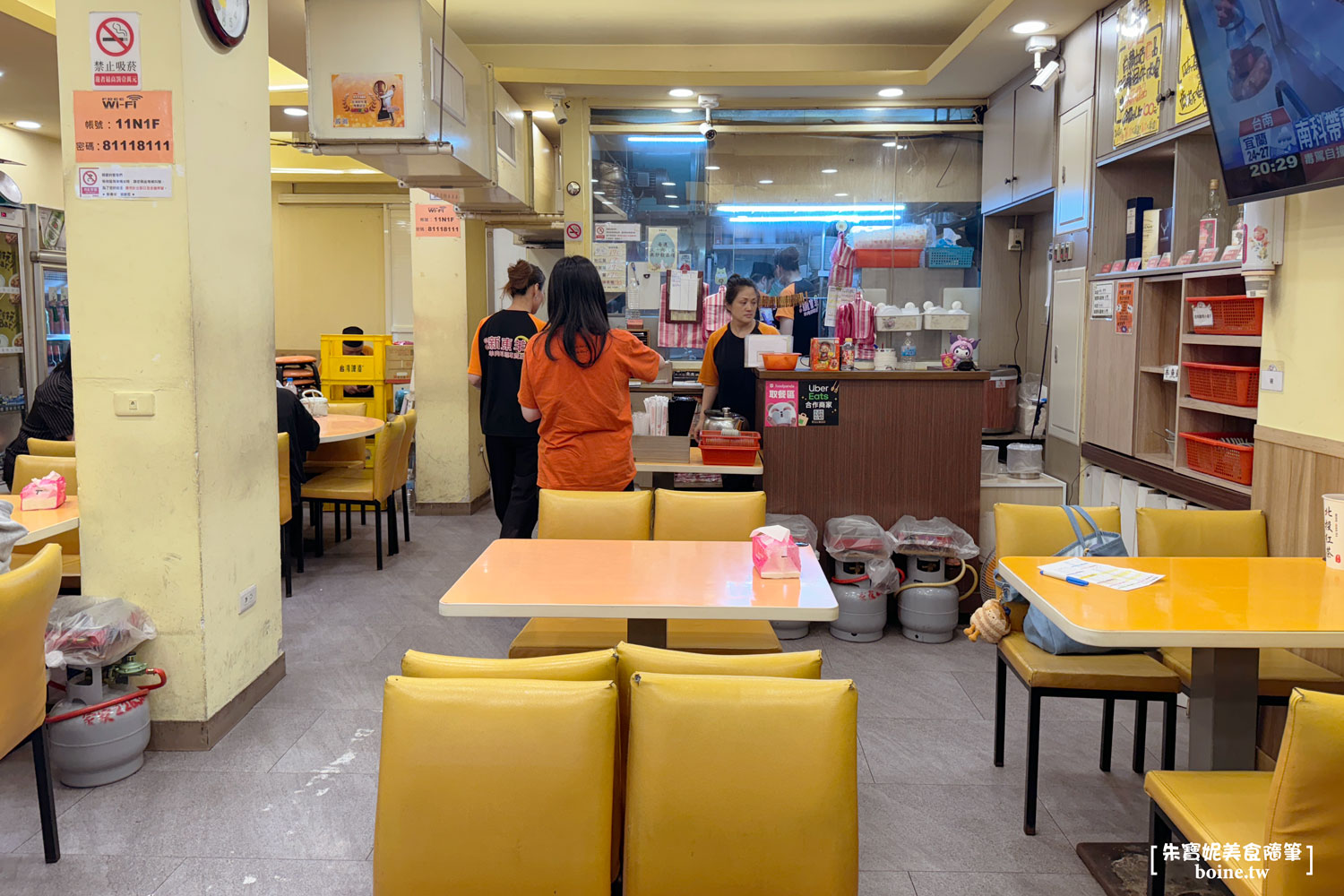 台北美食｜新東羊羊肉料理專賣店．兩公斤超巨大炒麵．根本月底救星 @朱寶妮美食隨筆