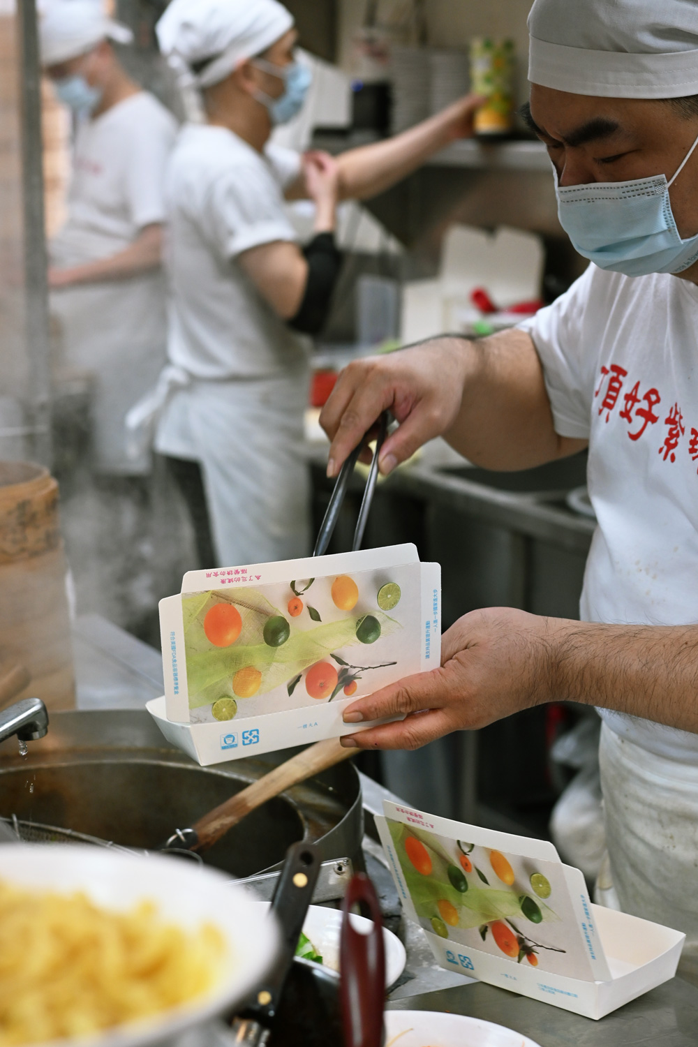 台北美食｜頂好紫琳蒸餃．稱霸東區30年的排隊小吃．忠孝敦化美食推薦 @朱寶妮美食隨筆