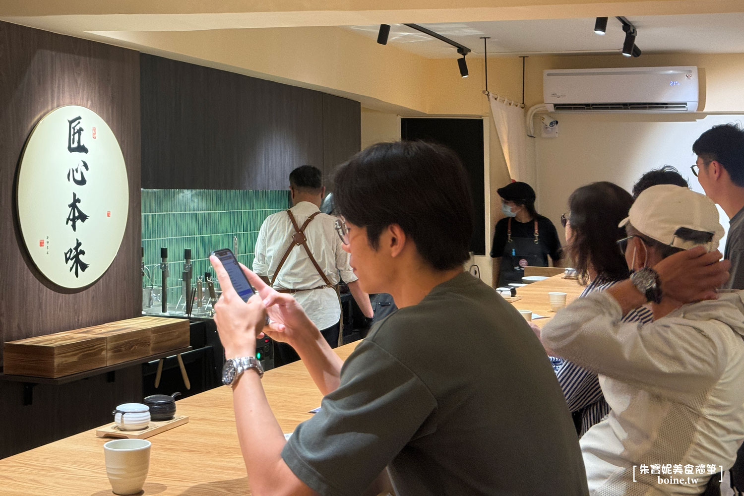 高雄美食｜地一職人牛肉麵．低調的板前儀式感．捷運出站30秒就到 @朱寶妮美食隨筆