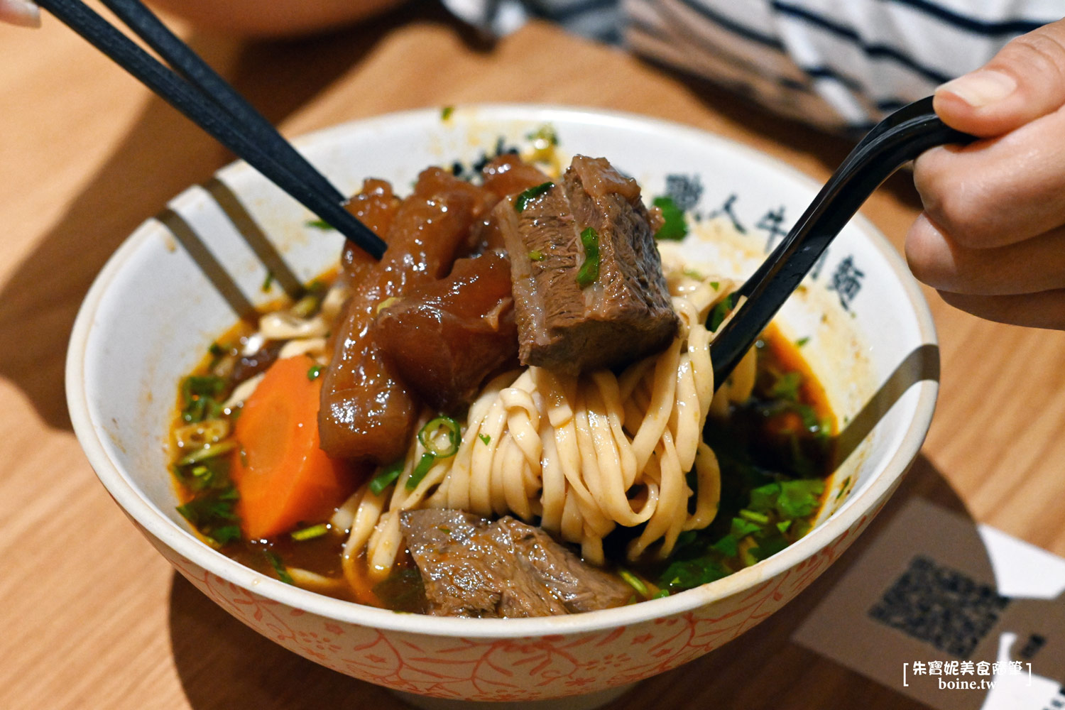 高雄美食|地一職人牛肉麵.低調的板前儀式感.捷運出站30秒就到 @朱寶妮美食隨筆 高雄美食|地一職人牛肉麵.低調的板前儀式感.捷運出站30秒就到 @朱寶妮美食隨筆