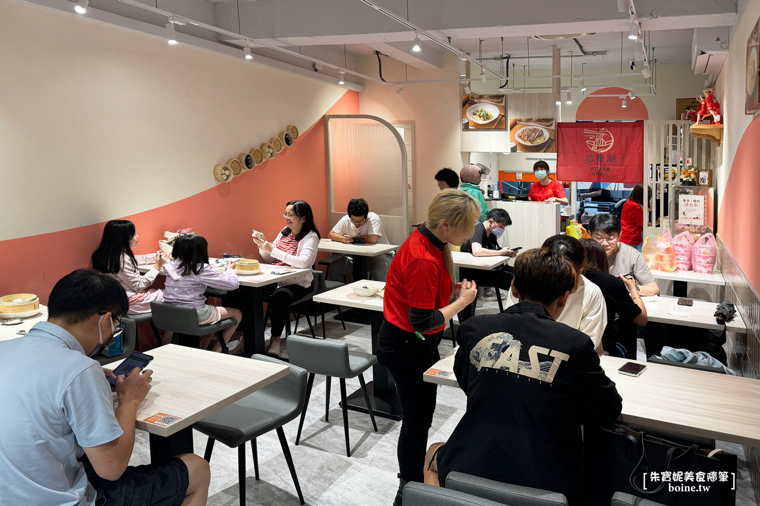 板橋美食|芯豐潮.不輸鼎泰豐的排骨蛋炒飯.在地人天天報到 @朱寶妮美食隨筆 板橋美食|芯豐潮.不輸鼎泰豐的排骨蛋炒飯.在地人天天報到 @朱寶妮美食隨筆