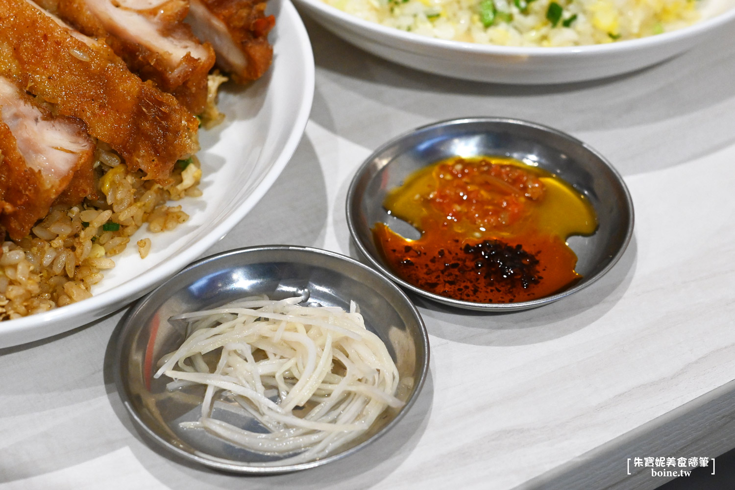 板橋美食|芯豐潮.不輸鼎泰豐的排骨蛋炒飯.在地人天天報到 @朱寶妮美食隨筆 板橋美食|芯豐潮.不輸鼎泰豐的排骨蛋炒飯.在地人天天報到 @朱寶妮美食隨筆