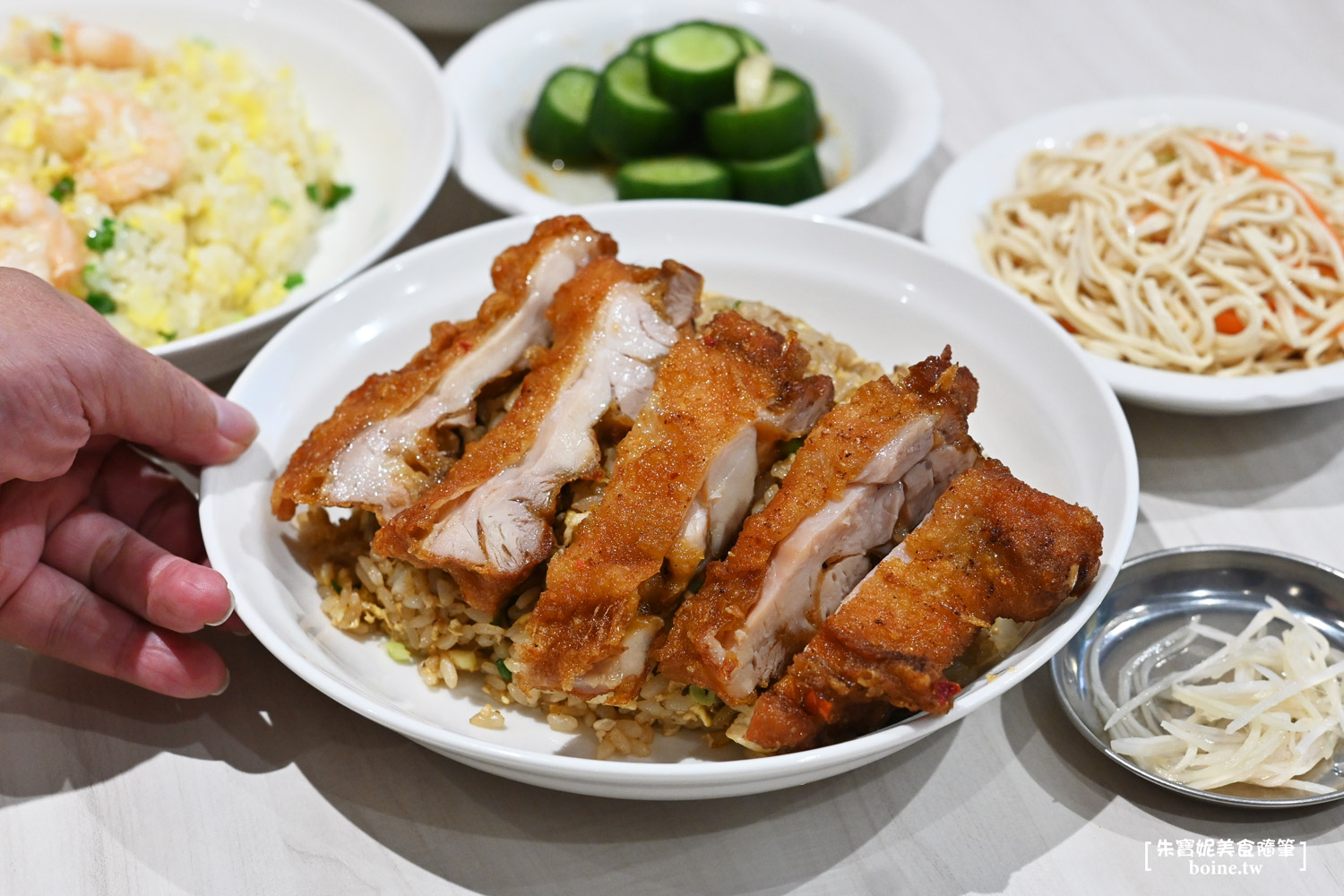 板橋美食|芯豐潮.不輸鼎泰豐的排骨蛋炒飯.在地人天天報到 @朱寶妮美食隨筆 板橋美食|芯豐潮.不輸鼎泰豐的排骨蛋炒飯.在地人天天報到 @朱寶妮美食隨筆