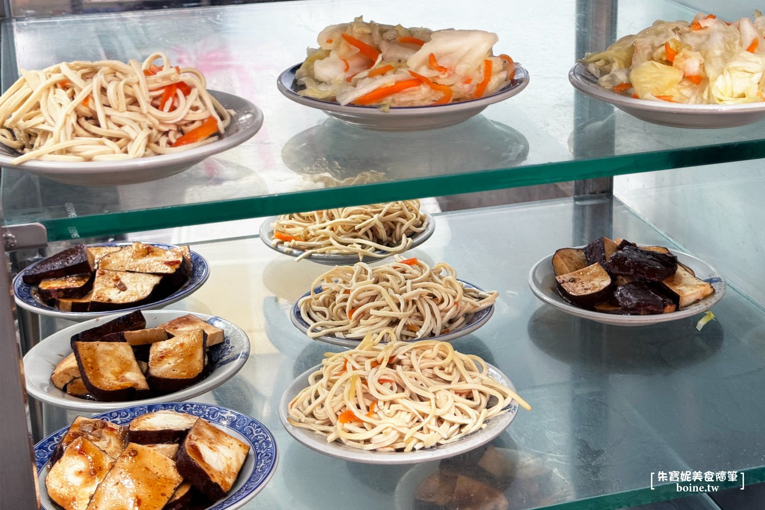 雙連美食｜三五水餃．台北必吃韭黃豬肉水餃．白天限定的多汁美味 @朱寶妮美食隨筆