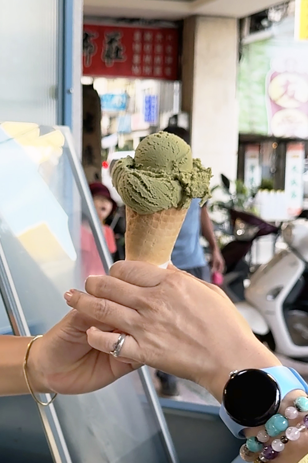 台南美食｜IZUMINAMI泉波．友愛市場旁的俏皮冰店．韓國羅PD也光顧 @朱寶妮美食隨筆