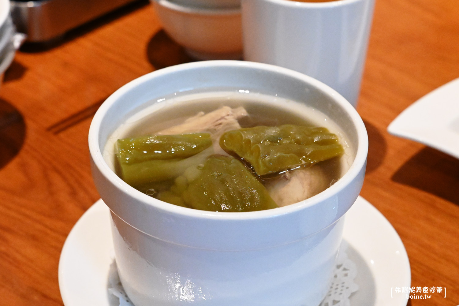 鼎泰豐｜享譽國際的台灣美食．經典18摺小籠包必吃 @朱寶妮美食隨筆