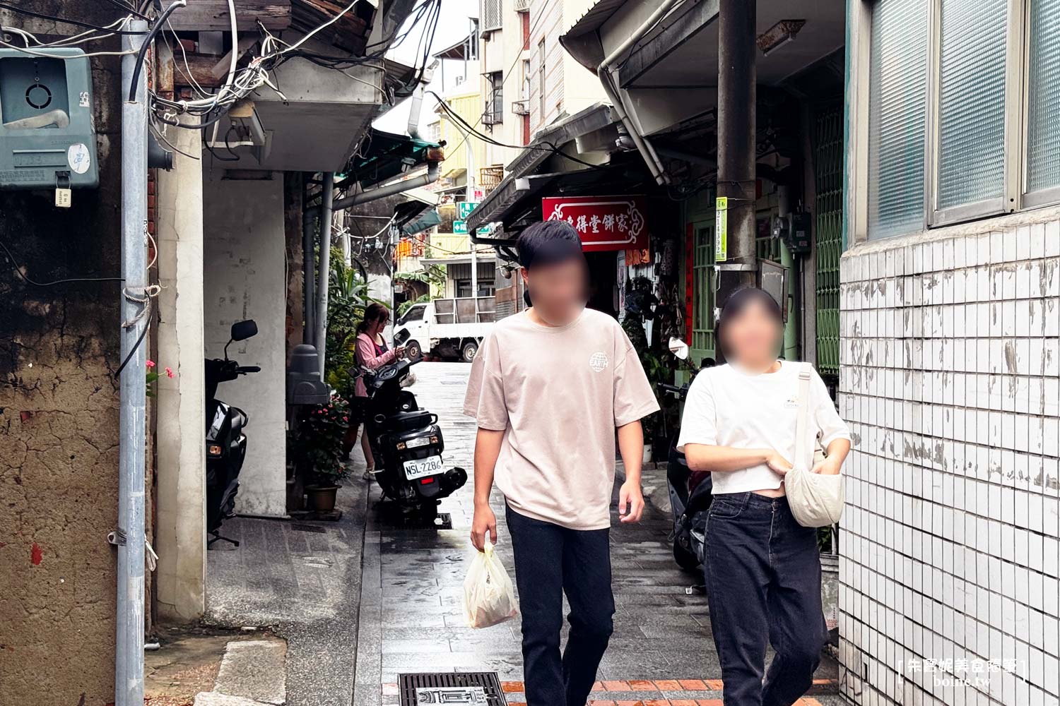 台南美食｜連得堂餅家．壯觀百年老機台．手工煎餅陣陣飄香 @朱寶妮美食隨筆
