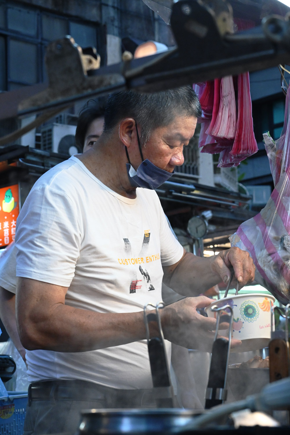 曾記當歸豬腳麵線｜台北雙城夜市排隊美食．肉質彈牙湯頭會回甘 @朱寶妮美食隨筆