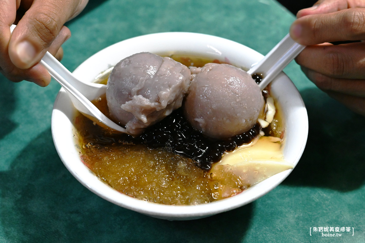 三重美食｜騎樓下的無名古早味糖水．芋泥好綿密必吃 @朱寶妮美食隨筆