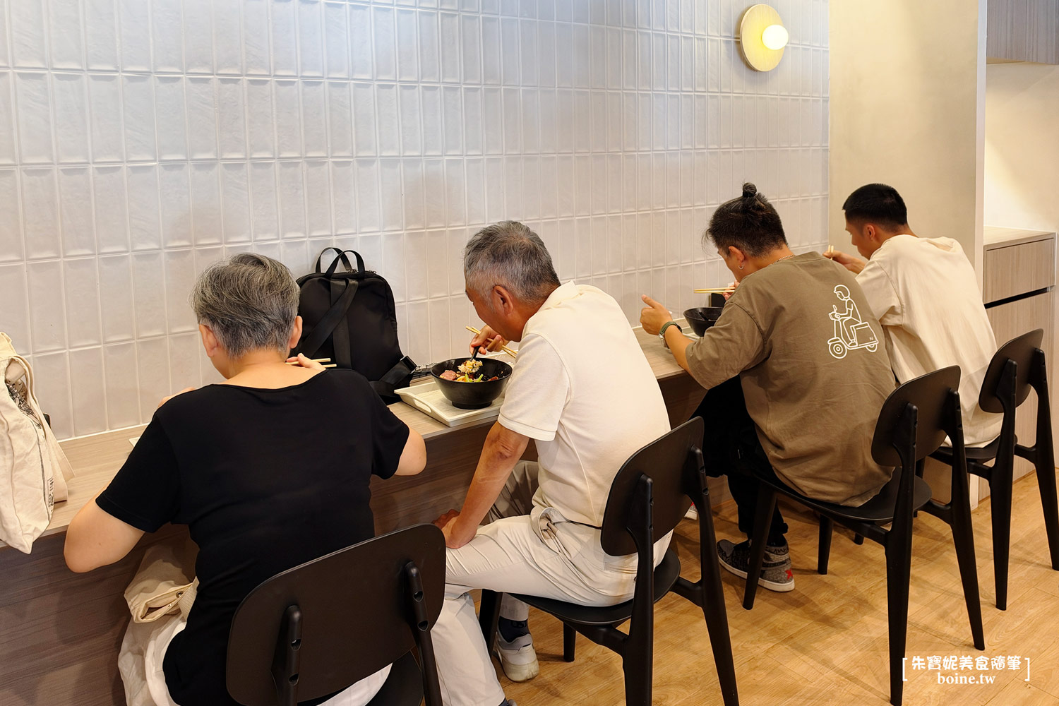 海王燒鵝｜台北新開幕便當！必點鵝腿肥叉燒．米其林三星頤宮廚師坐鎮 @朱寶妮美食隨筆