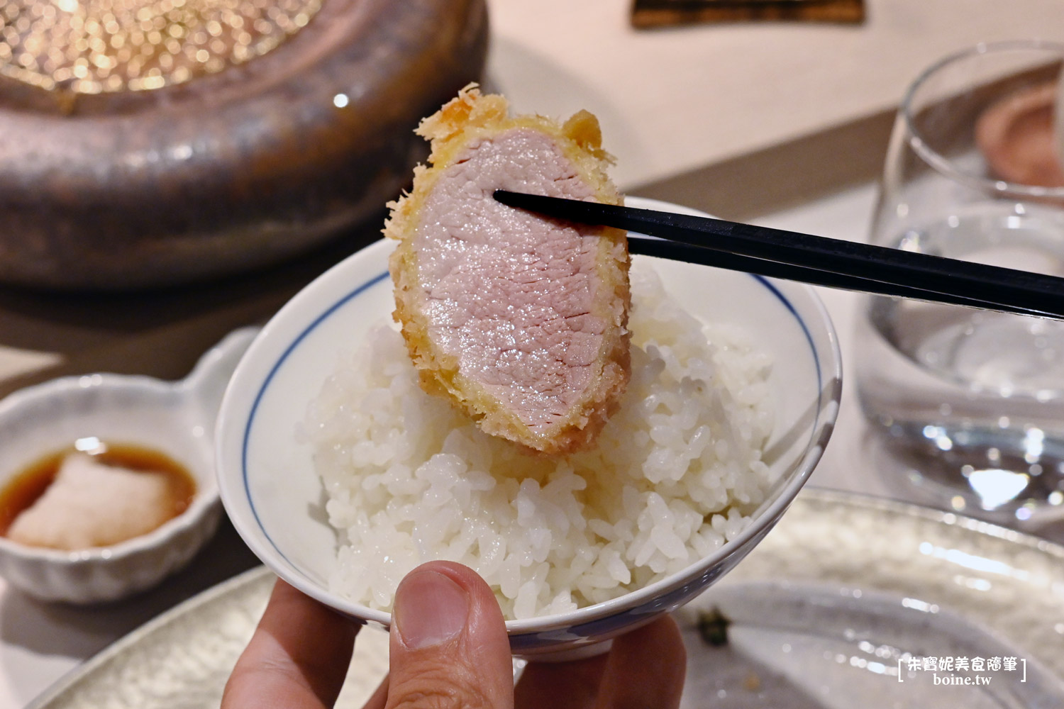 東京豬排界天花板來了！挑戰台灣人消費水準．店面低調像誤闖名宅 @朱寶妮美食隨筆