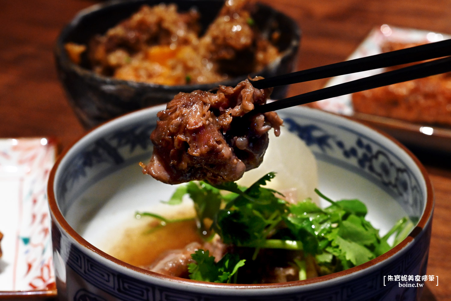 台北新開幕｜万端．肝苦嘆呷郎不再漂泊！必吃牛肉麵．首店落腳小巨蛋商圈 @朱寶妮美食隨筆